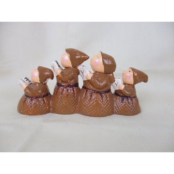 Singing‎ Monk Figurines Department 56 Heritage villag, Christmas Caroling - Picture 2 of 8